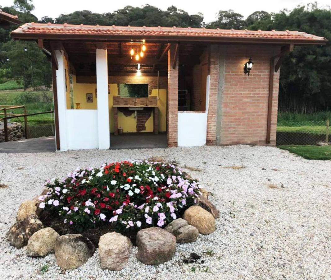 Sitio No Interior De Sp Para Curtir A Natureza Aguas da Prata Εξωτερικό φωτογραφία